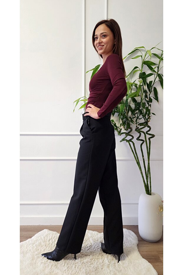 Pantaloni cu curea - 4