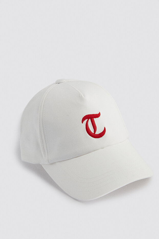 قبعة بيضاء عادية - 1