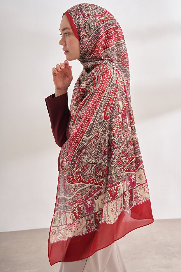شال من سلسلة Ethnic Vual Mystigue Pattern الخاصة - أحمر كلاريت