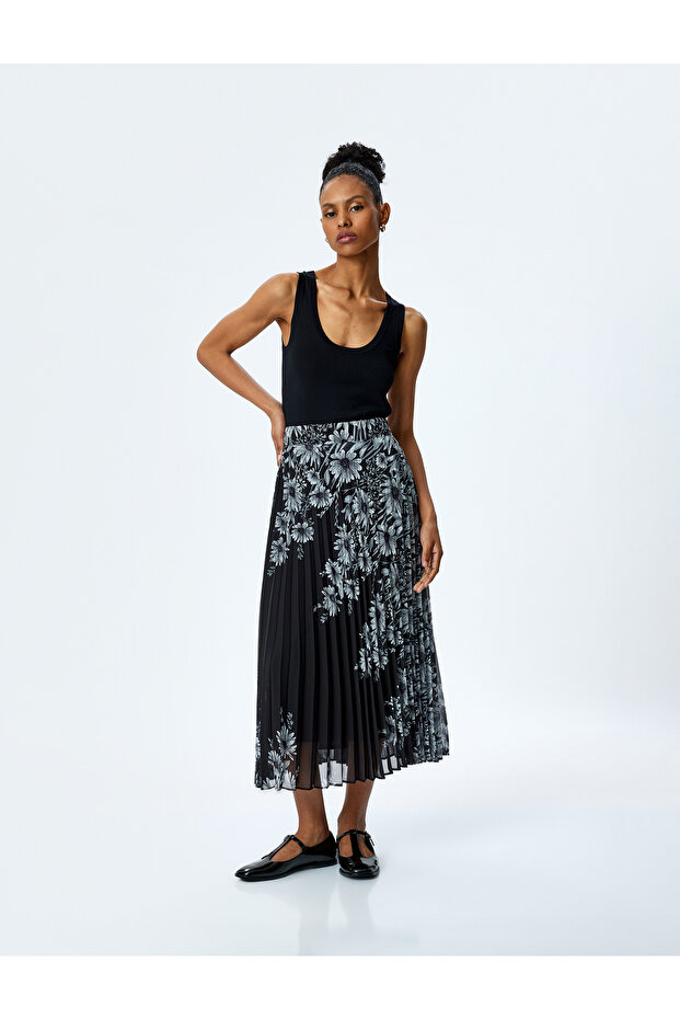 Standard Waist Lined Long Pleated Floral Skirt