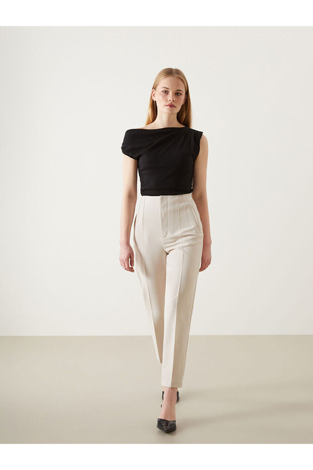 Nevavm Slim Fit Women's Trousers with a Difference