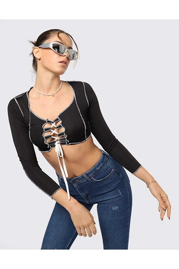 Göğüs Dekolteli Ters Dikiş Siyah Crop - 1