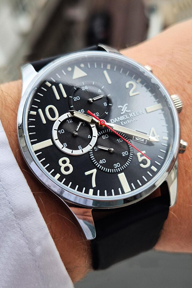 Exclusive (Active Gauges) Sport Stylish Men's Wristwatch