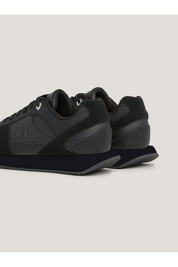 Th Essentialential Runner - 2