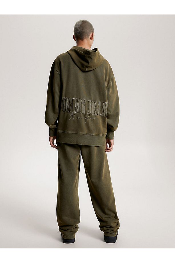 TOMMY JEANS ERKEK RLX TONAL BADGE KAPÜŞONLU SWEATSHIRT - 5
