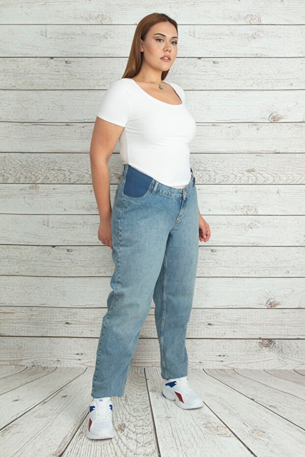 Women's Large Size Blue Jeans with Elastic Waist Detail 65n19884