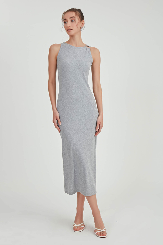 Omuzu Tokalı Uzun Örme Elbise - 3