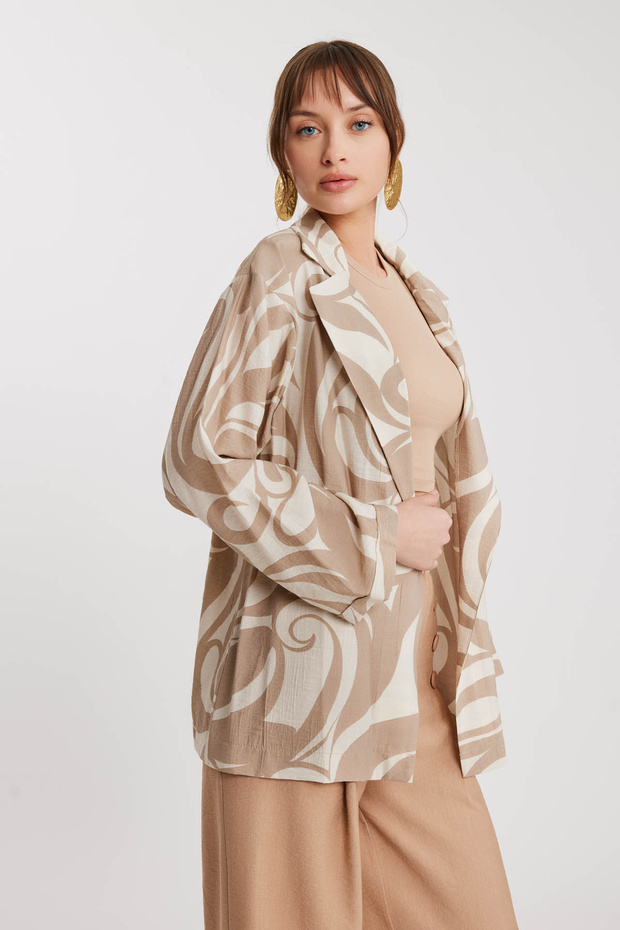 سترة مجعدة بياقة منقوشة - 4