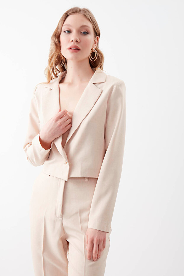 Single Button Crop Jacket - 2