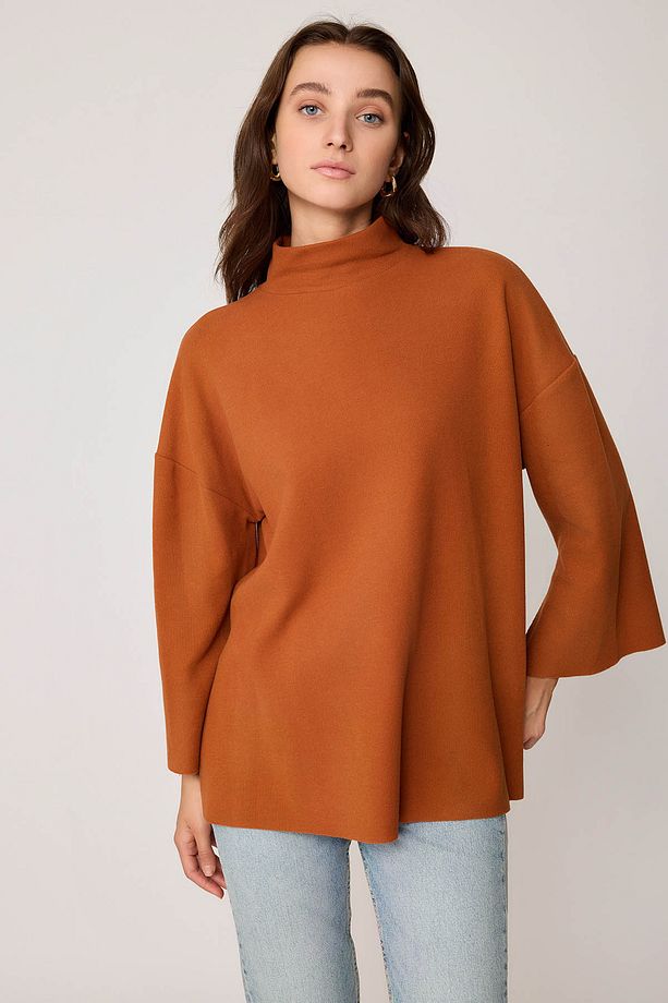 Düşük Kol Yakalı Yanlar Yırtmaçlı Örme Oversize Bluz - 1