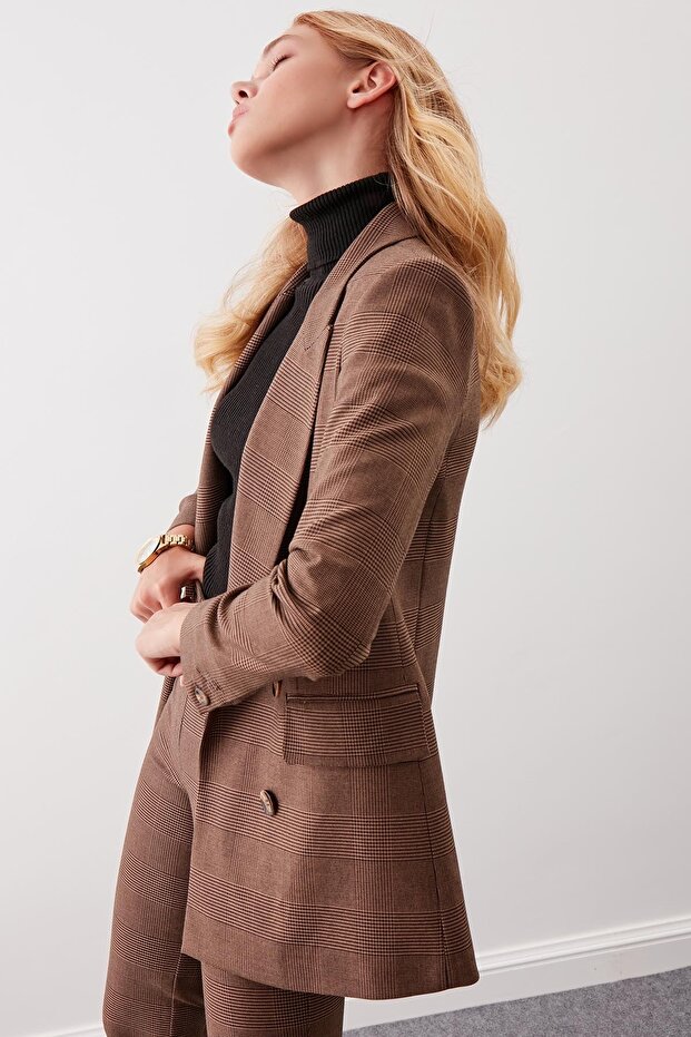 Slit Buttoned Plaid Patterned Jacket - 6