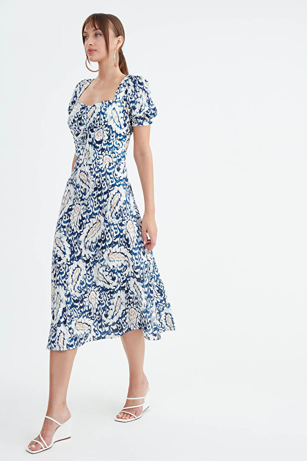 Önü Büzgülü Desenli Elbise - 4