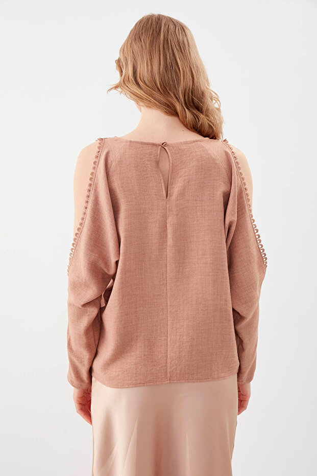 Button-Neck Sleeveless Blouse - 5