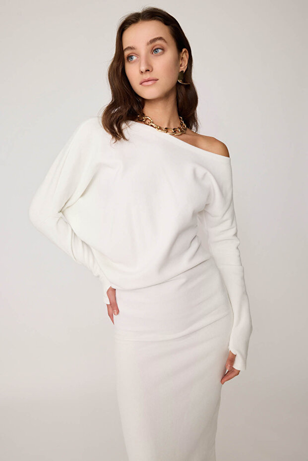 Lodní výstřih asymetrického střihu pletené šaty - 2