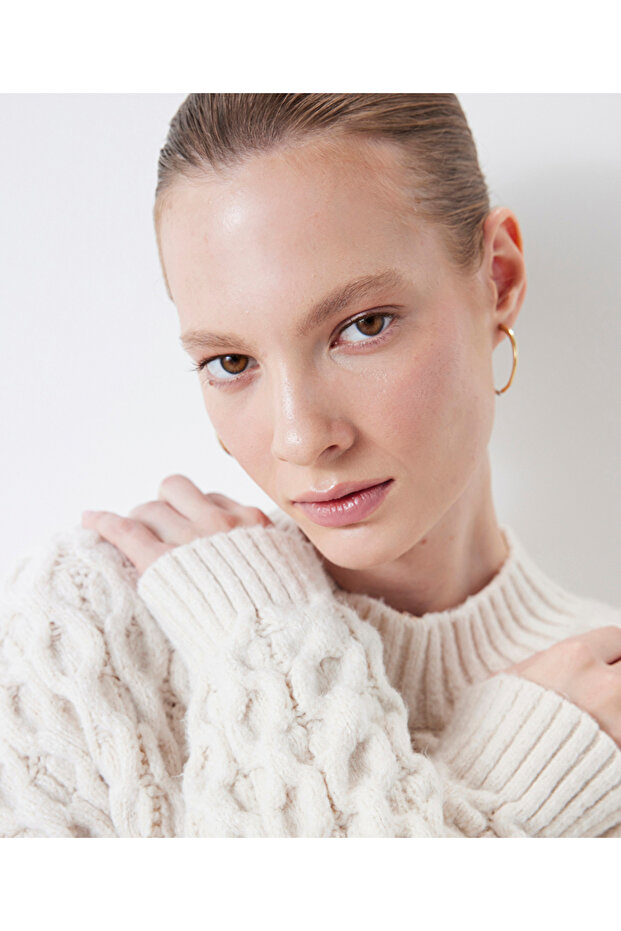 Textured comfortable cut sweater - 5