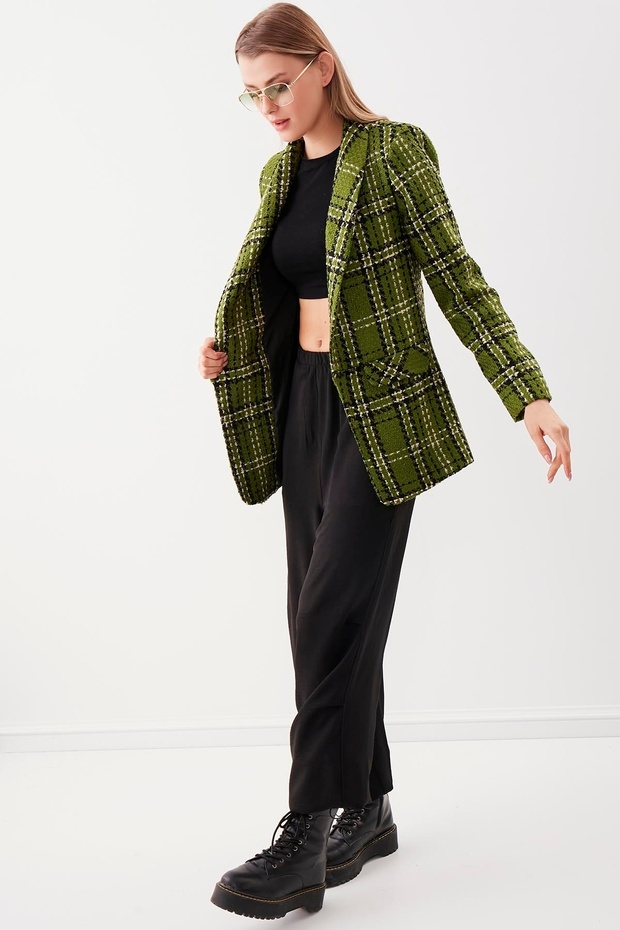 سترة منقوشة بياقة طويلة ومفصلة - 4