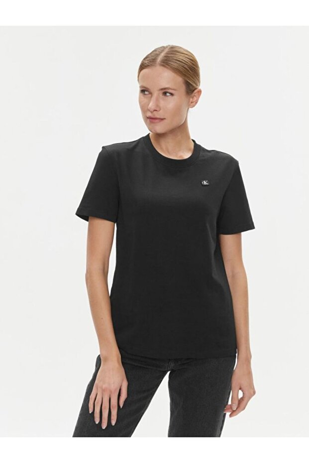 Short Sleeve Black T-shirt with Logo Detail