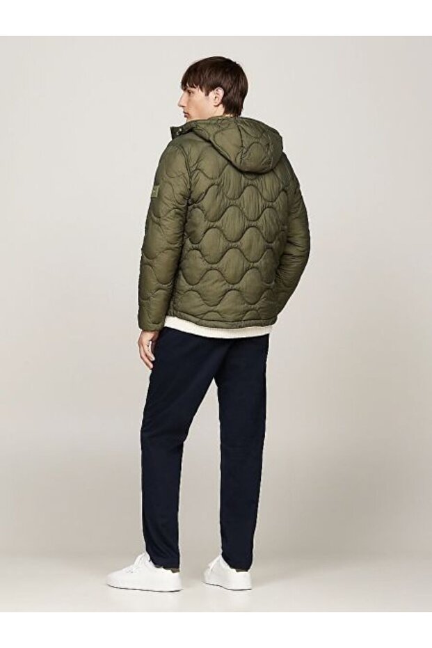 Kurtka puchowa męska - Logo, pikowana i z kapturem, regularny krój Mw0Mw36585 Rbn - 2