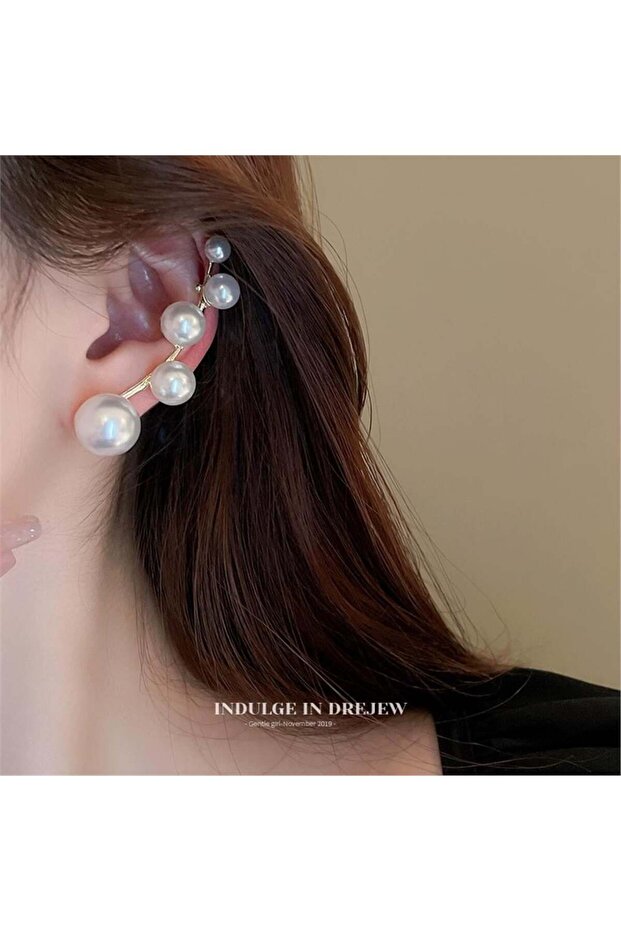 Row of Pearl Ear Accessory Earrings