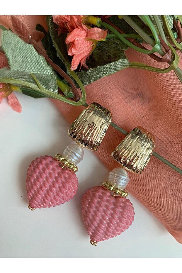Pink Heart and Baroque Pearl Design Earrings