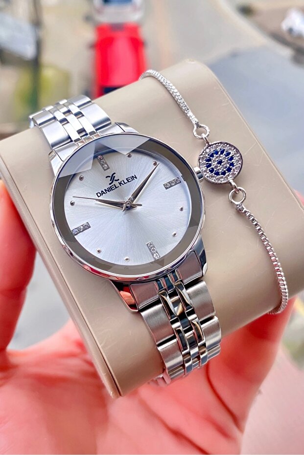 Danie Klein Women's Wristwatch 3 Atm Waterproof Steel Bracelet