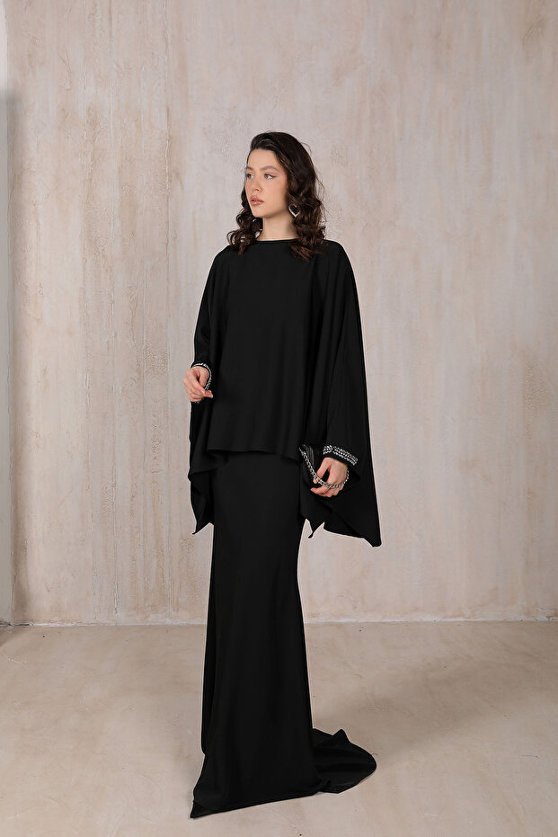 BLACK Sleeve Jewelled Skirt Suit 32-2054