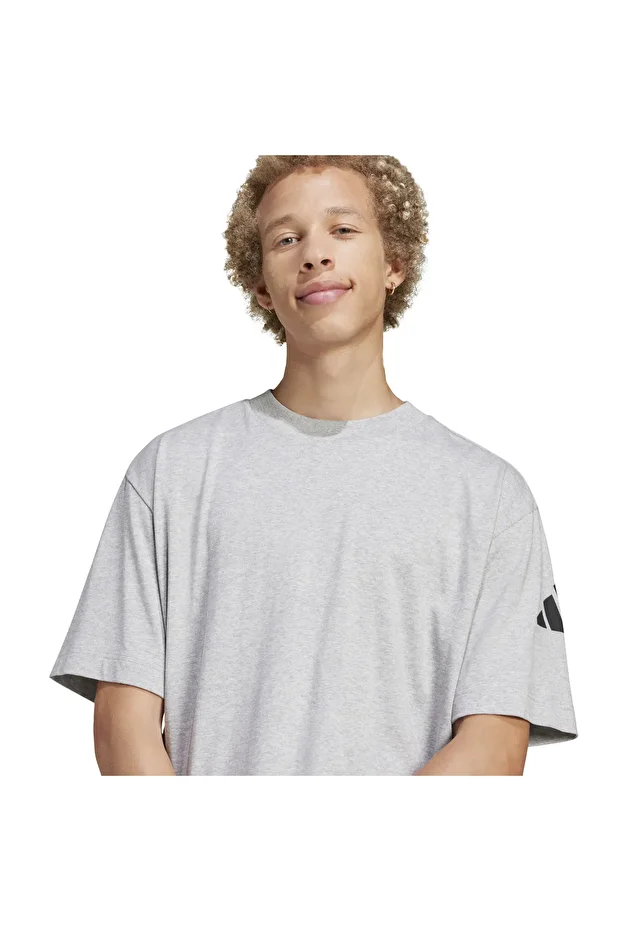 Essentials Loose Fit 3 Bar Logo Tişört - 5