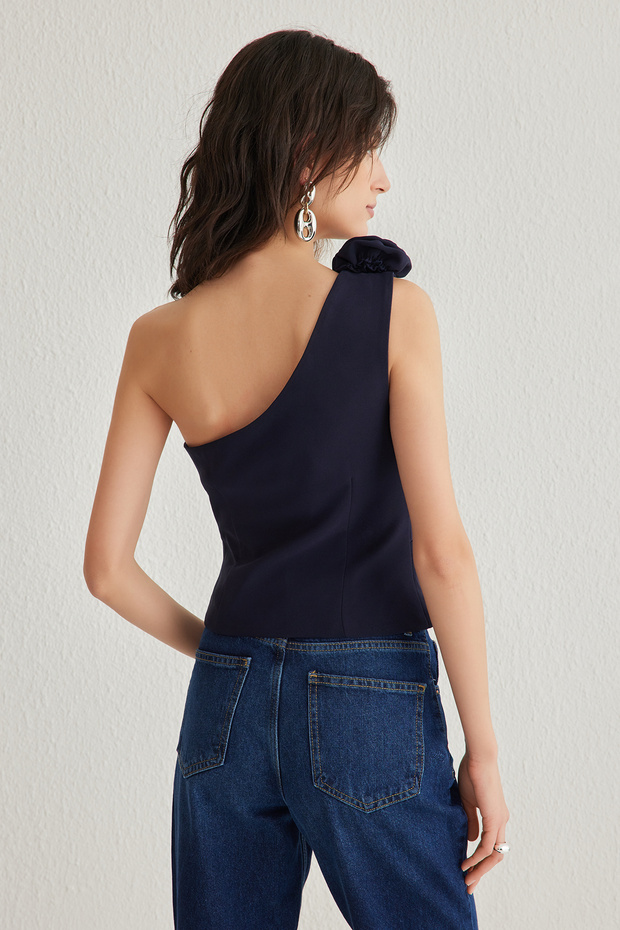 Koyu Lacivert Fitted Tek Omuz Güllü Crop Dokuma Yelek TWOSS24YE00038 - 5