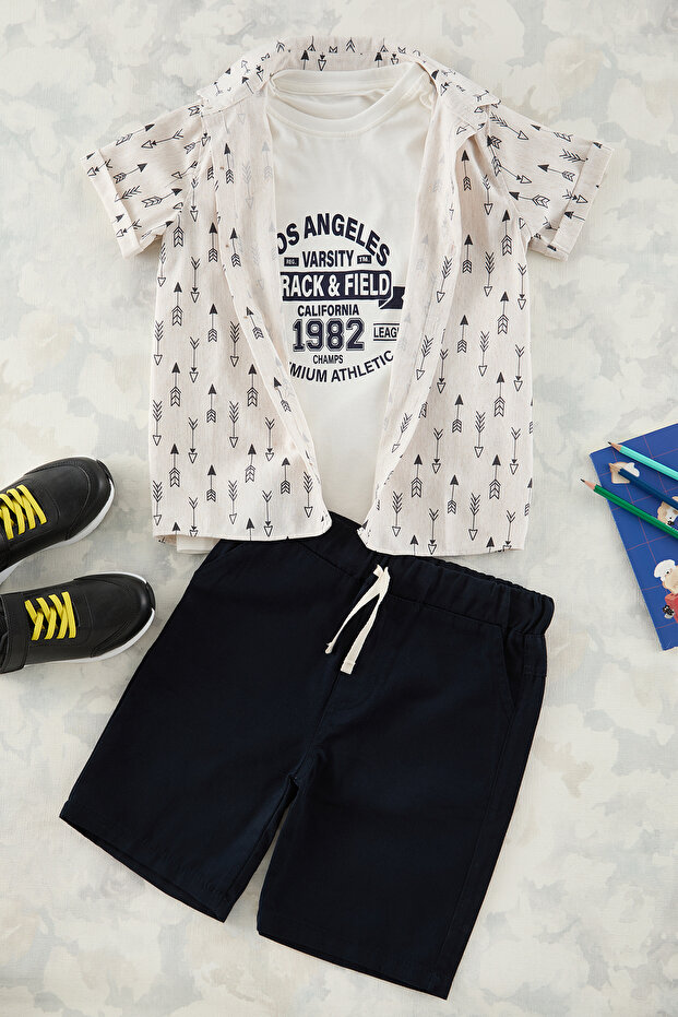 Ekru Erkek Çocuk Pamuklu Slogan Baskılı Örme 3'lü T-Shirt Şort Gömlek Alt-Üst Takım TKDSS25AU00034 - 1