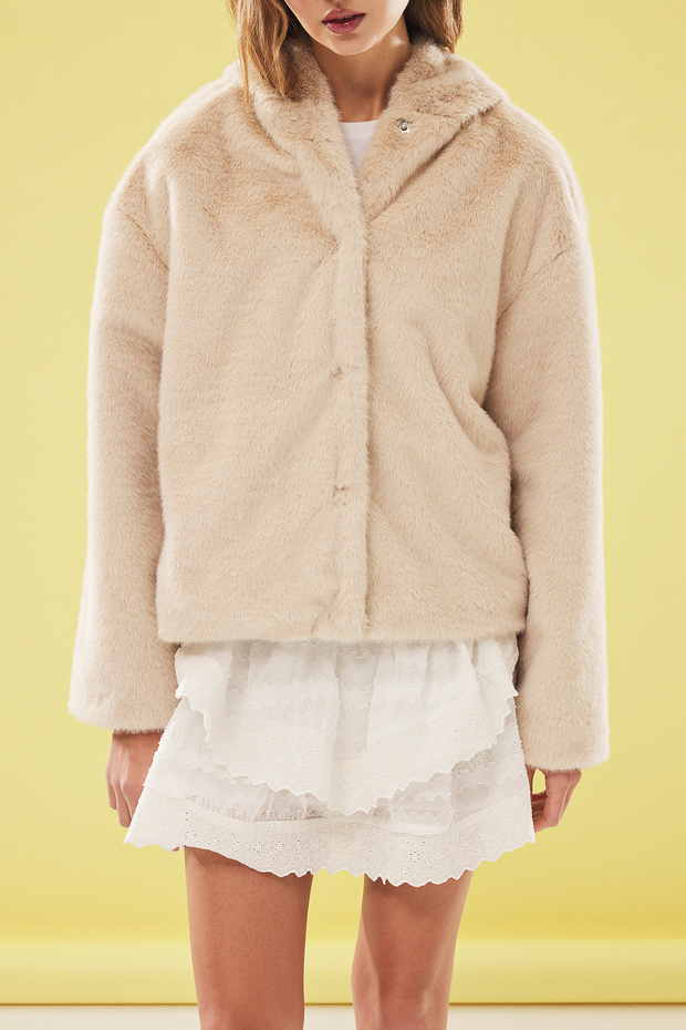Ekru Oversize Kapüşonlu Kürk Mont TWOAW25MO00339 - 3