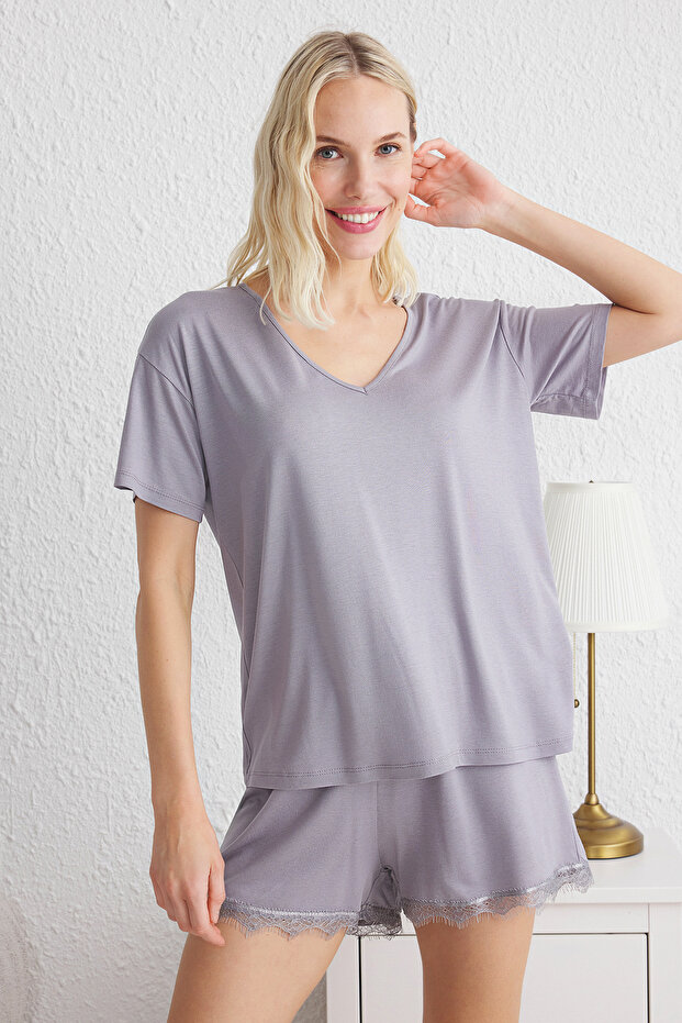 Gri Dantel ve Bağlama Detaylı Şortlu Örme Pijama Takımı THMSS25PT00012 - 2