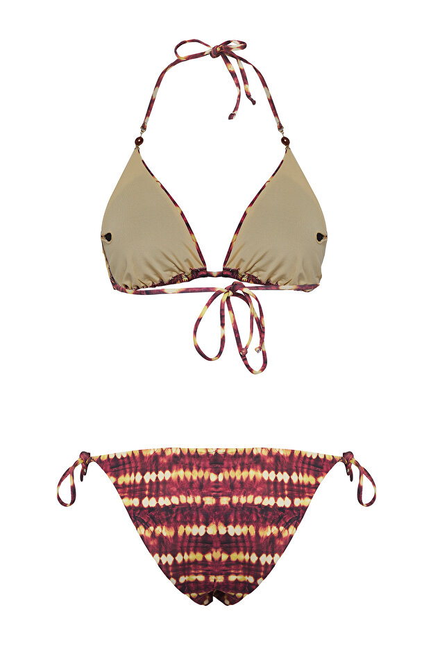 Batik Desenli Aksesuarlı Üçgen Kaplı Brazilian Normal Bel Bikini Takımı TBESS25BT00025 - 6