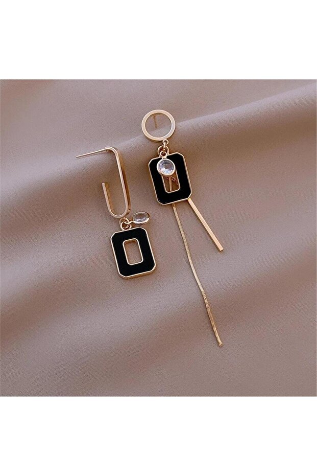 Asymmetric Dangle Black Rectangular Earrings - 1