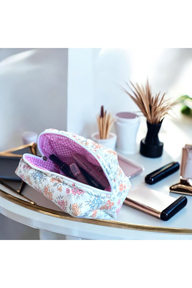 Kapitone Makyaj çantası - 4