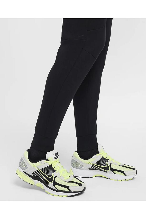 Tech Fleece Eşofman Altı HV0959-010 - 5