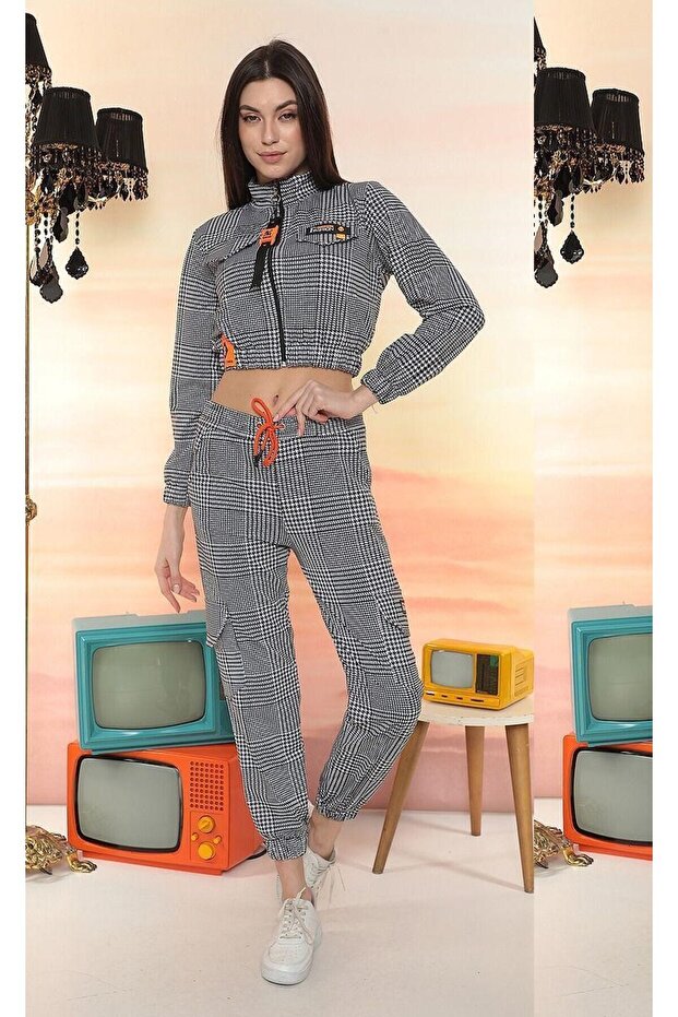 طقم رياضي - 2