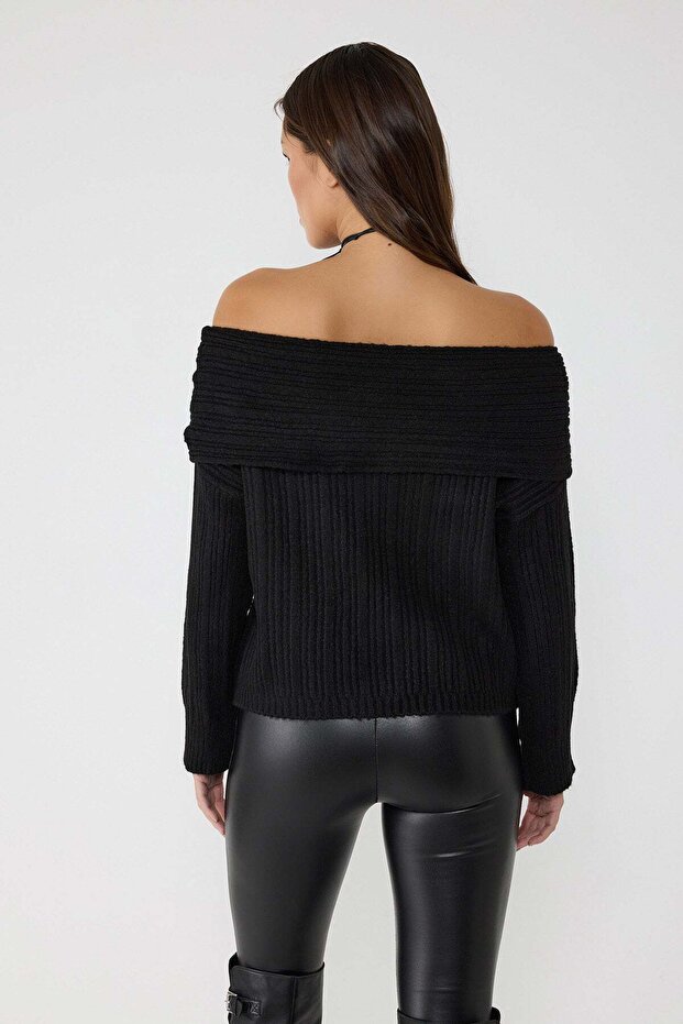 Strickpullover mit U-Boot-Ausschnitt - 2