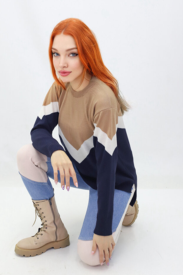 simit collar v model sweater - 4