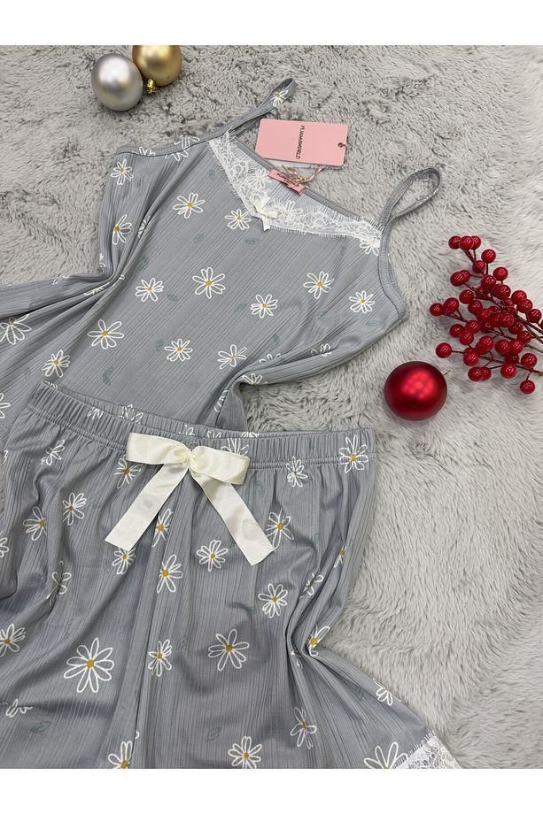 Yazlık Yumuşak Kumaşlı Ip Askılı Şortlu Pijama Takımı - 6