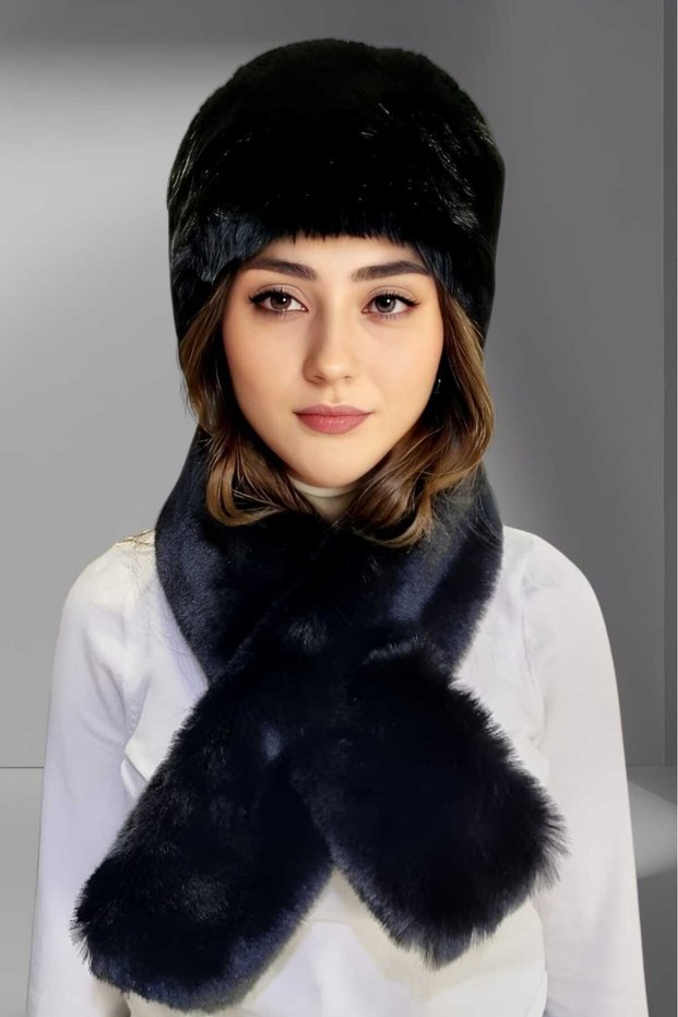 Women's Vegan Fur Heart-Scarf Set