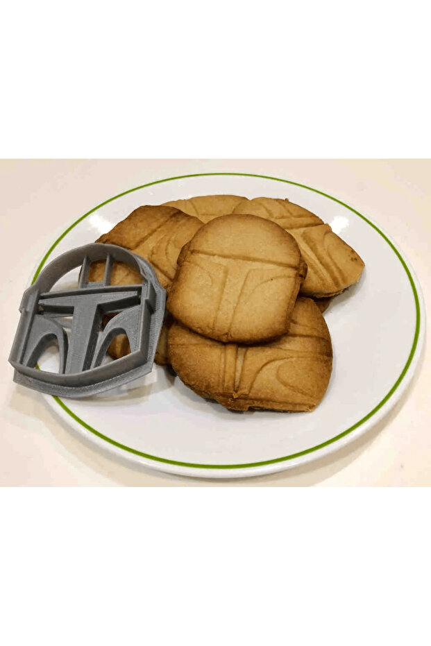Star Wars Mando Helmet Shaped Cookie Mold 3 Pieces White Color – for Star Wars Lovers