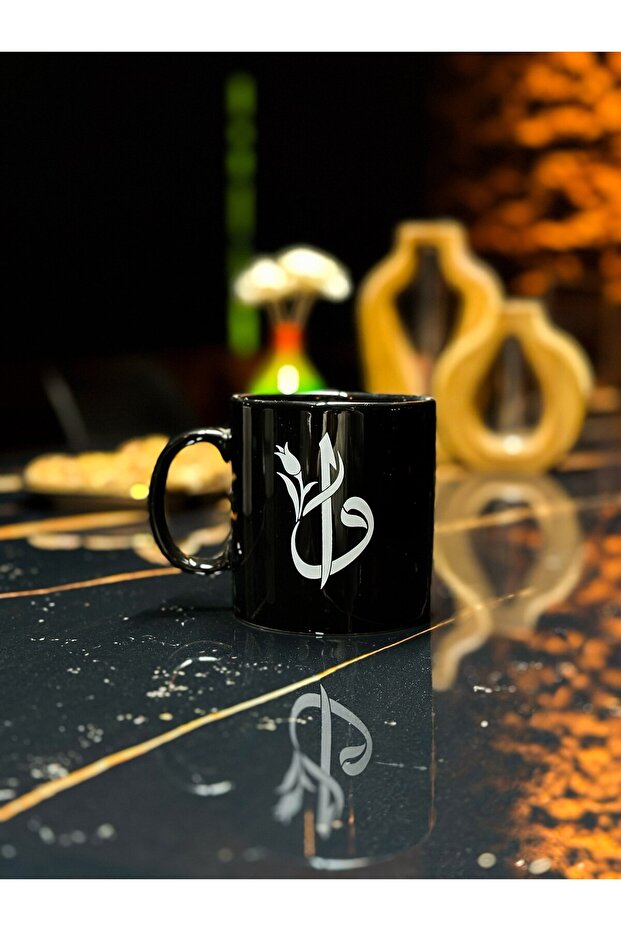 كوب مطبوع عليه Hayalhanem Elif Vav