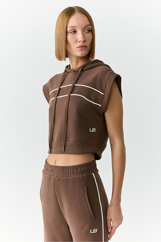 Elenora Women's Hooded Off-Shoulder Brown Sweatshirt