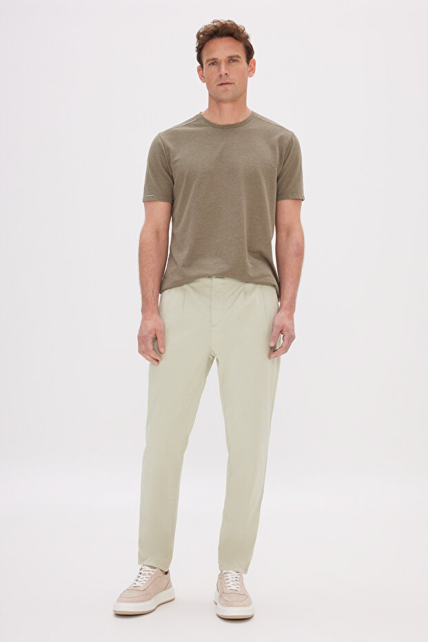 Erkek Bej Pamuklu Slim Fit Dar Kesim Yan Cepli Pileli Casual Pantolon - 3