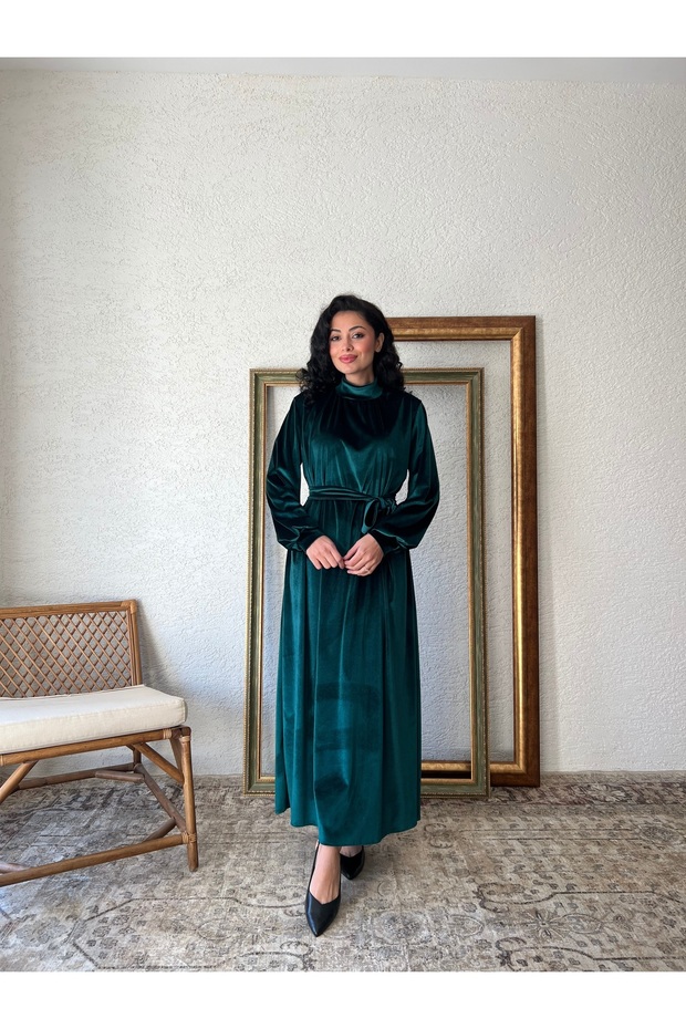 Rochie lungă de catifea verde - 4