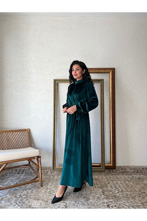 Rochie lungă de catifea verde - 3