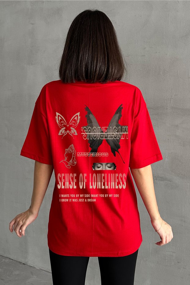 Women's Red Mysterious Butterfly Printed Crew Neck Oversize T-Shirt