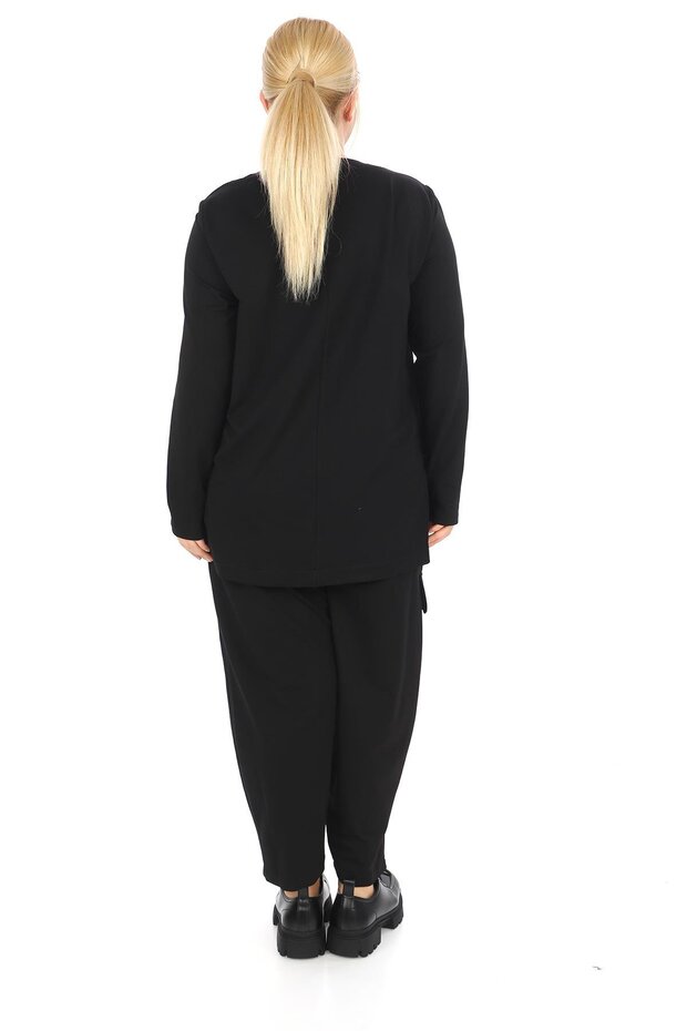 24581 Model Black Tunic - 1