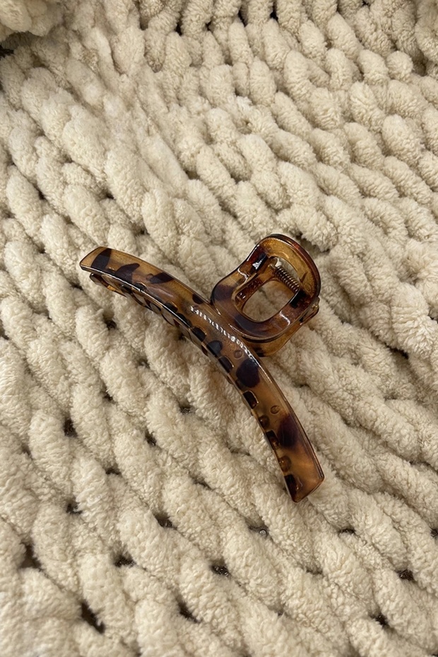 Brown Leopard Patterned Latch Buckle - 3