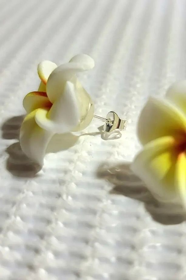 Açık Sarı Plumeria Lotus Küpe (Çift) - 6